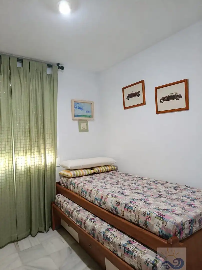 Habitación de Apartamento en venta en El Puerto de Santa María con Terraza y Piscina comunitaria
