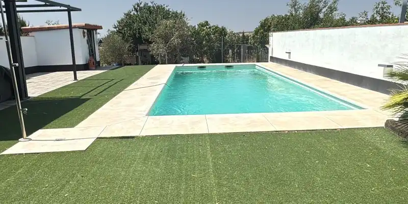 Piscina de Casa o chalet en venta en La Carlota con Jardín privado, Terraza y Trastero