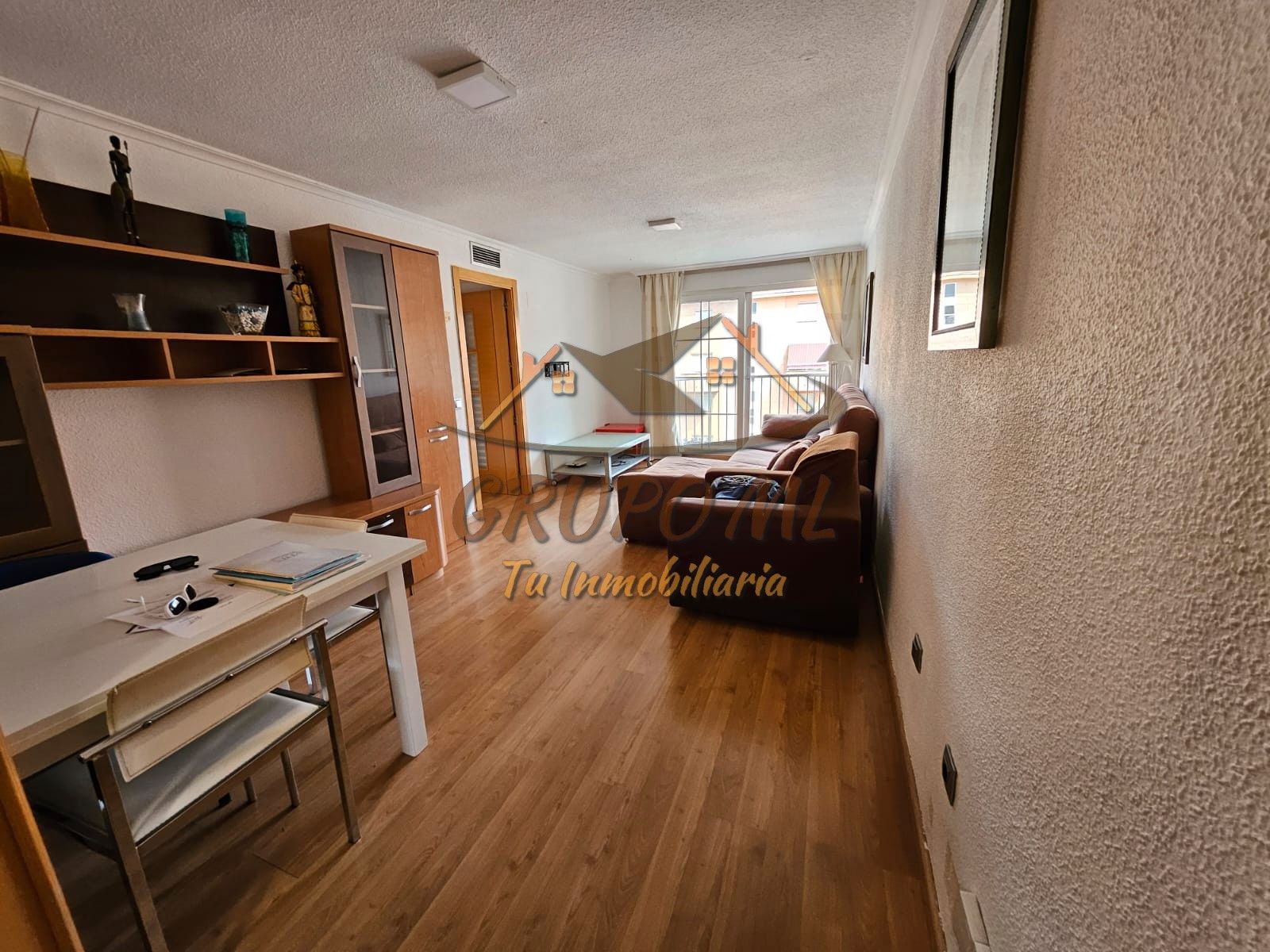 Sala d'estar de Pis en venda en  Jaén Capital amb Aire condicionat, Calefacció i Balcó