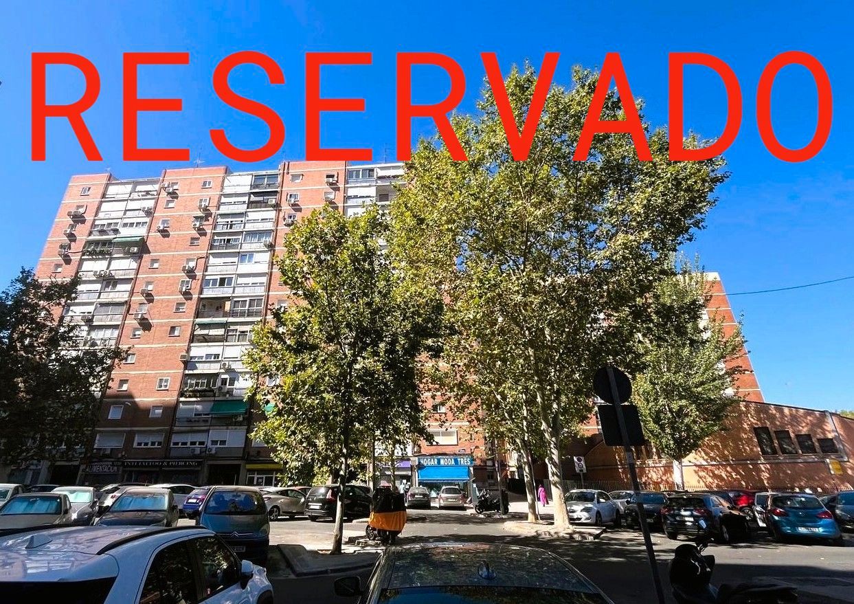Flat for sale in  Madrid Capital  with Air Conditioner, Heating and Furnished
