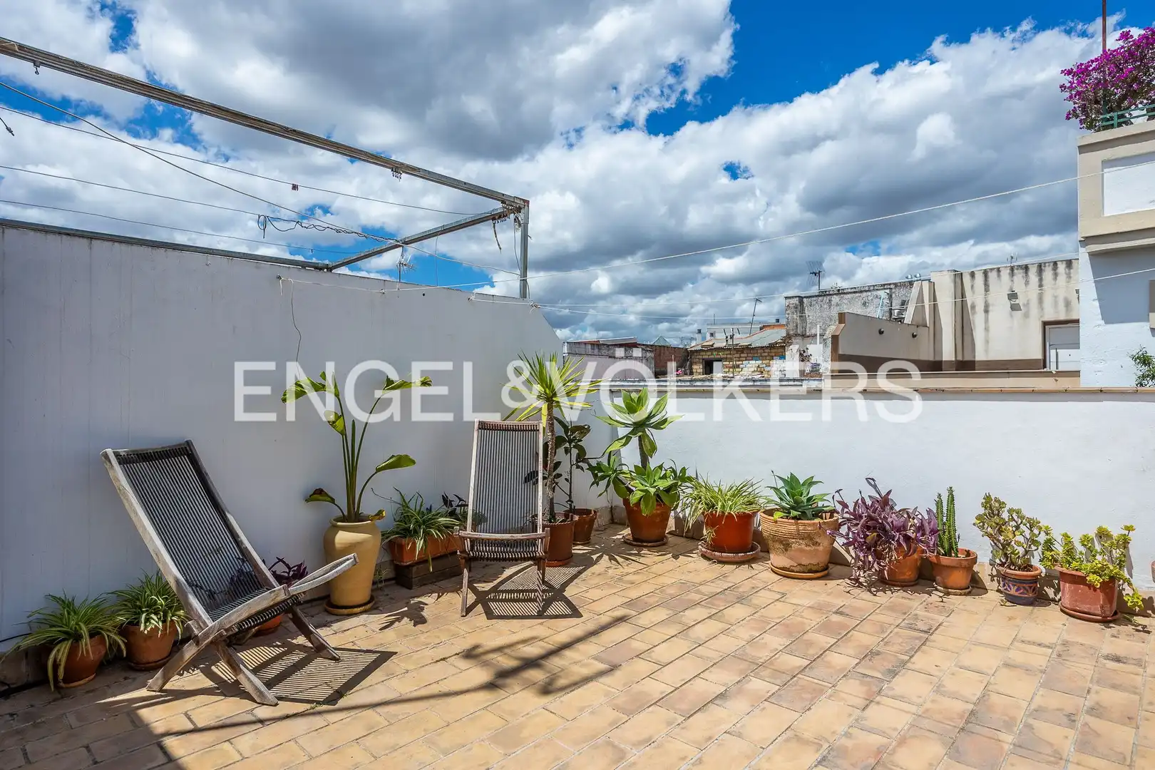 Terraza de Casa o chalet en venta en Sevilla con Aire acondicionado, Calefacción y Jardín privado