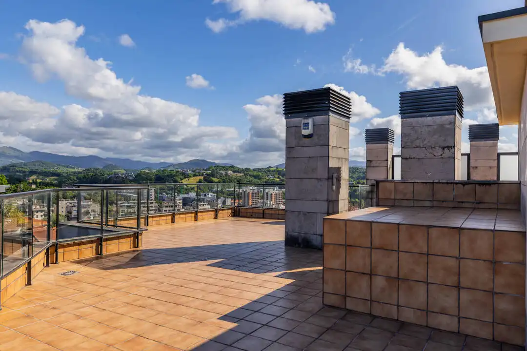 Terrassa de Àtic de lloguer en Donostia - San Sebastián  amb Aire condicionat, Calefacció i Terrassa