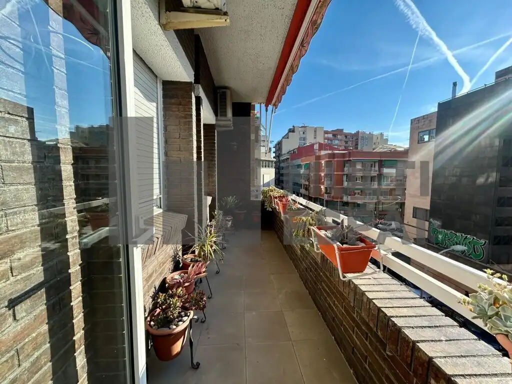 Terrassa de Pis en venda en Barcelona amb Aire condicionat, Terrassa i Balcó