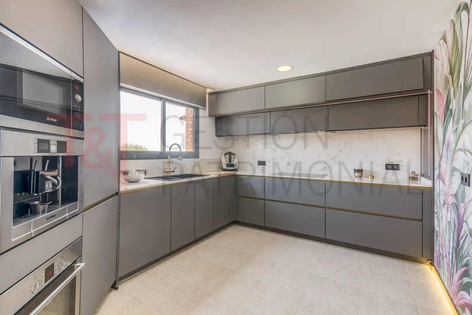 Cocina de Casa o chalet en venta en Vilanova i la Geltrú con Aire acondicionado, Calefacción y Terraza