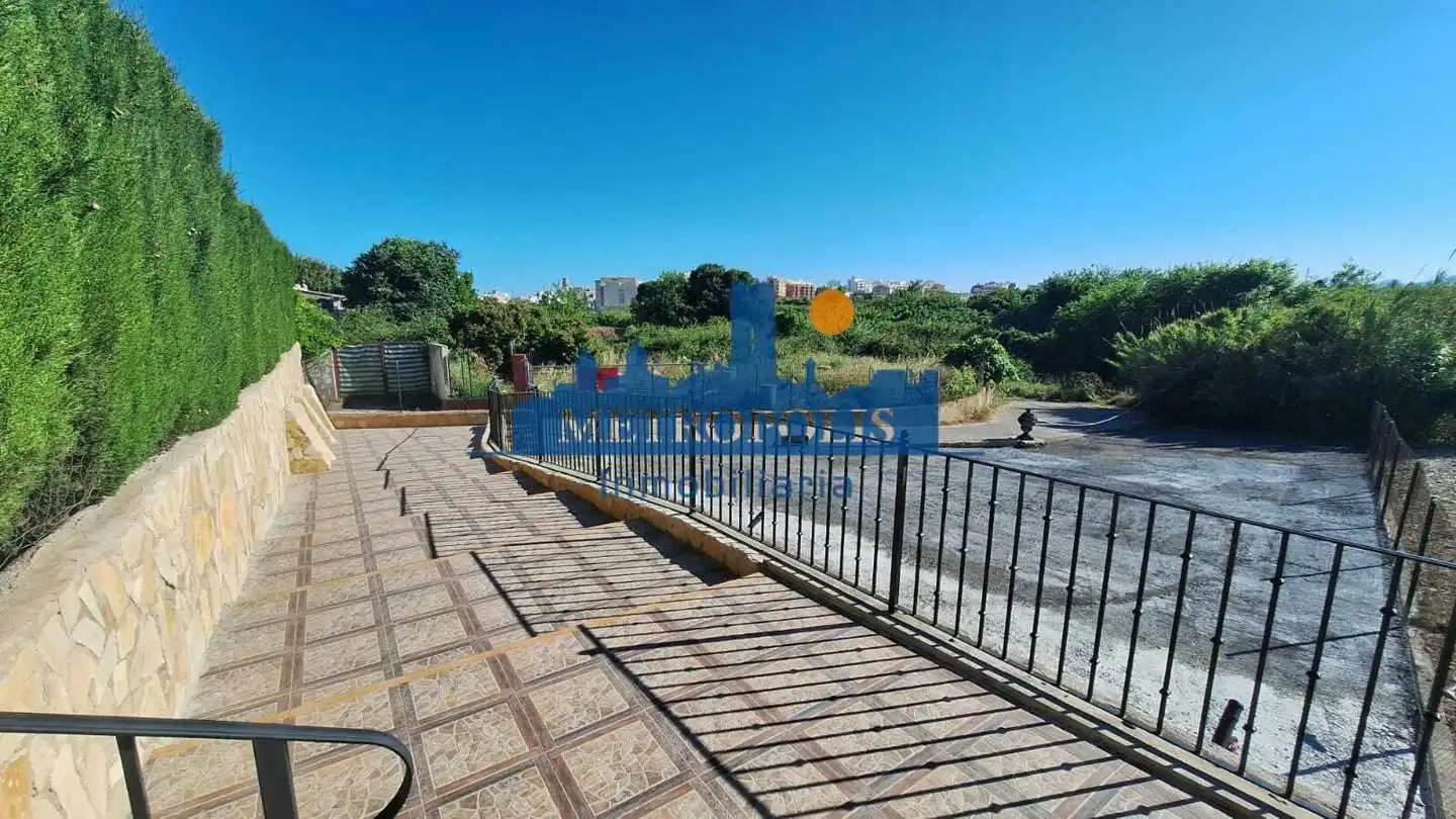 Vista exterior de Casa o chalet en venta en Burriana / Borriana con Aire acondicionado, Jardín privado y Terraza
