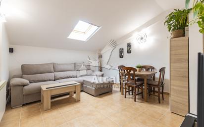 Living room of Flat for sale in Los Santos de la Humosa  with Air Conditioner