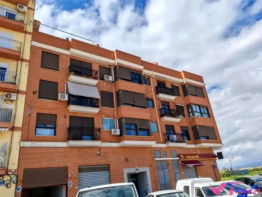 Außenansicht von Wohnung zur Miete in Valencia mit Klimaanlage, Terrasse und Möbliert