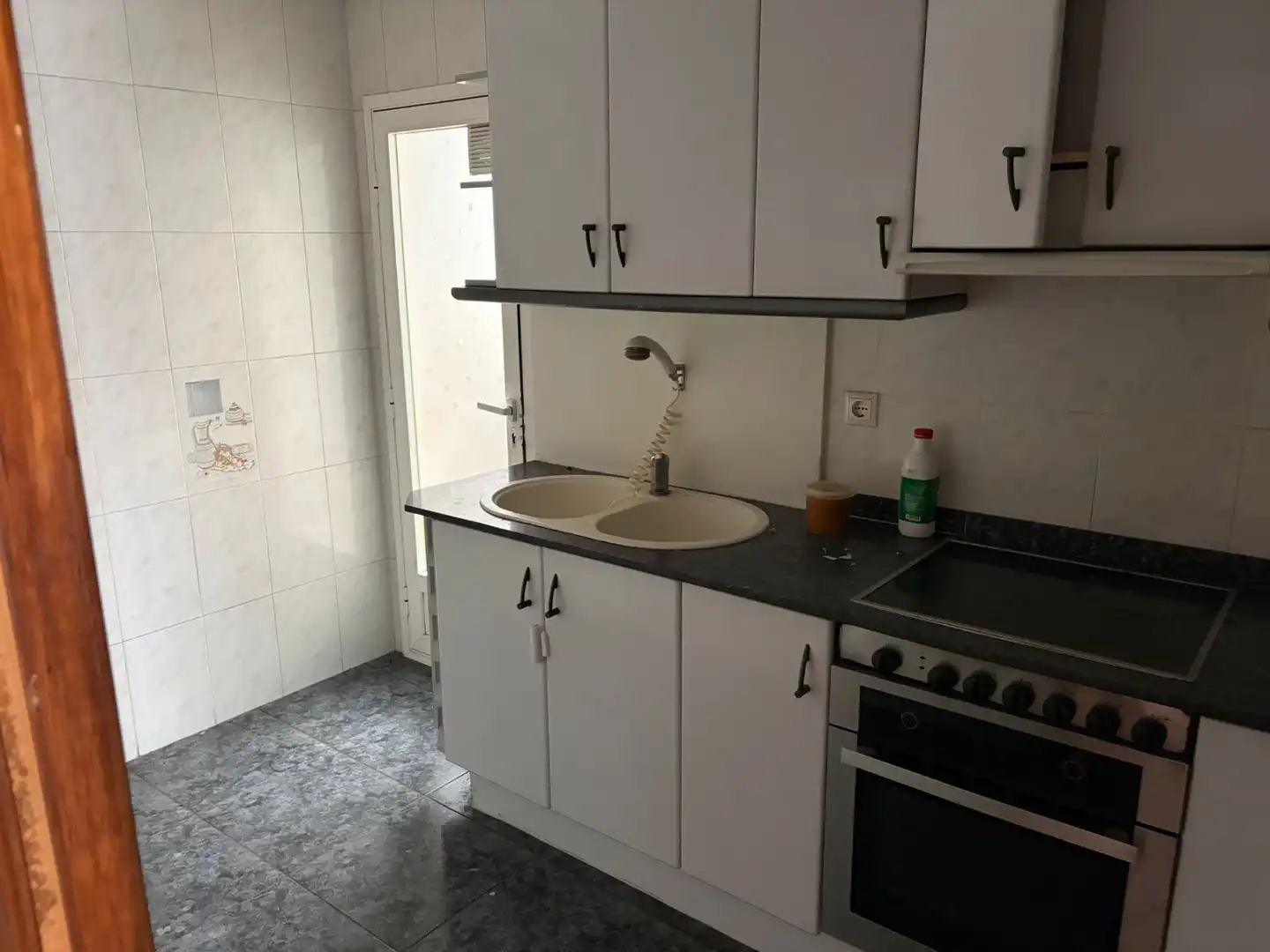 Flat with terrace for sale in Carrer d'Amèrica, imagen 4