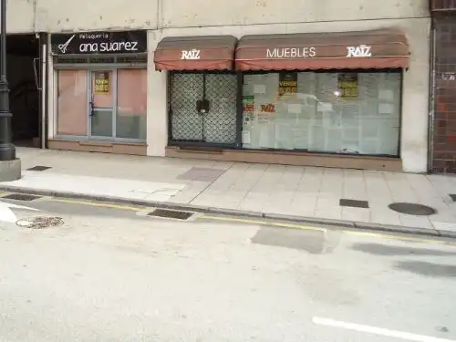 Business premises for sale in Centro - Casco Histórico