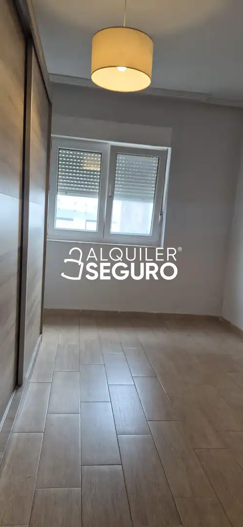 Bedroom of Flat for rent in Gijón 