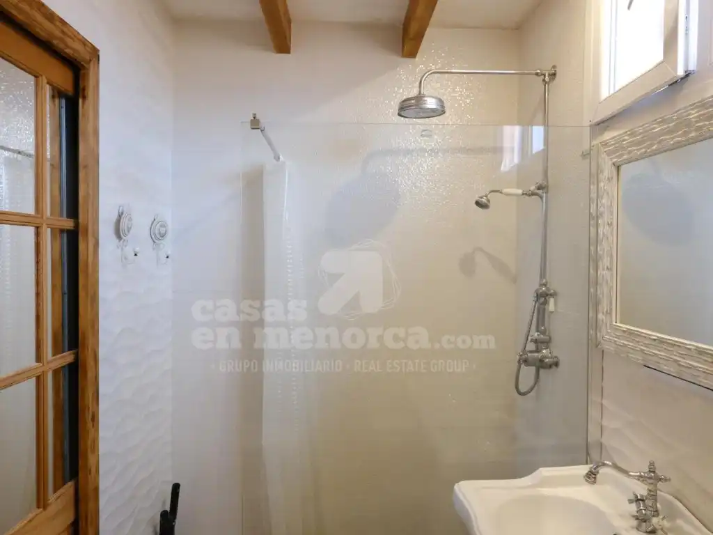 Bany de Casa o xalet en venda en Maó - Mahón amb Aire condicionat, Jardí privat i Terrassa