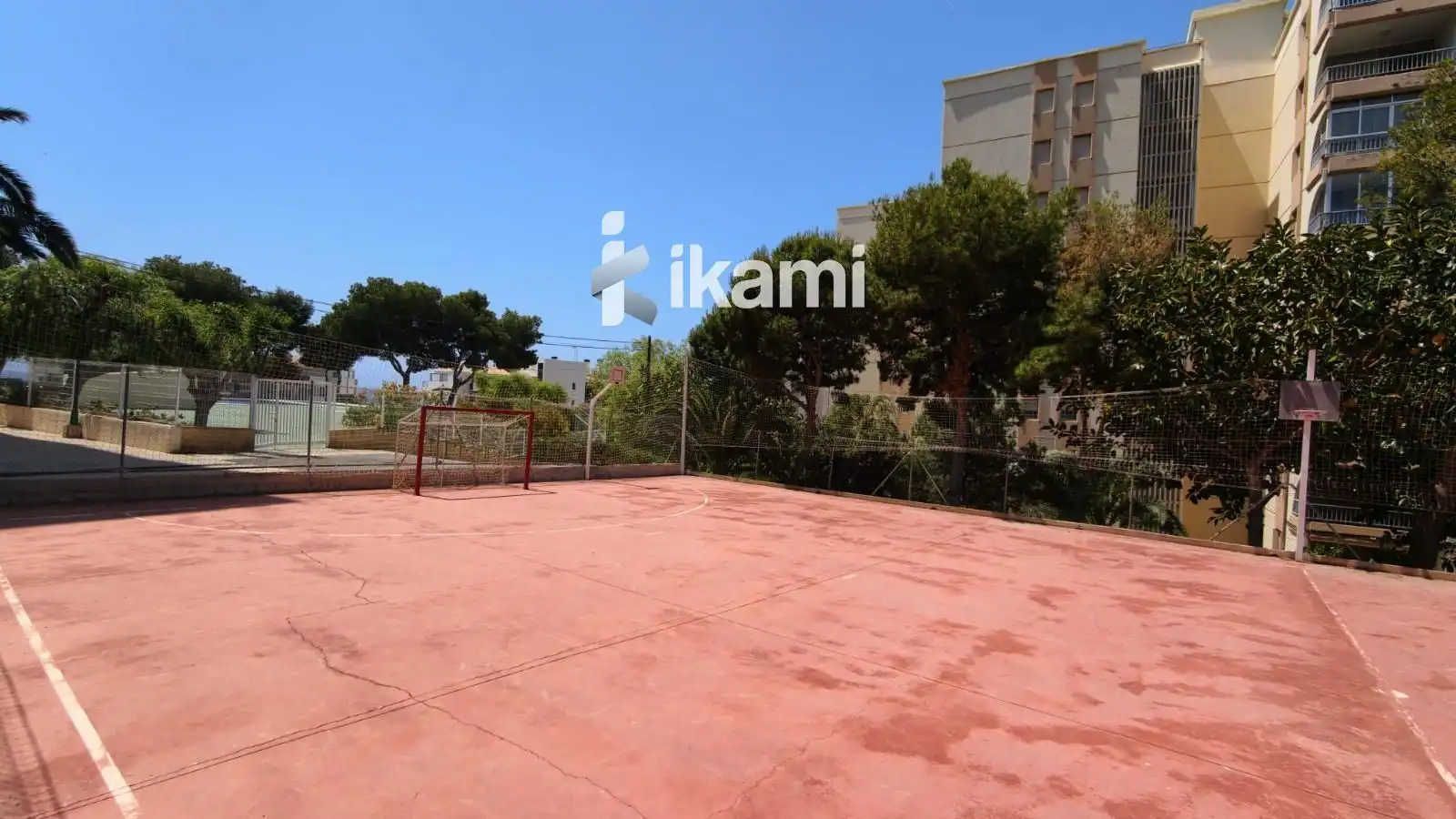 Wohnung zum Verkauf in Villajoyosa / La Vila Joiosa mit Terrasse, Schwimmbad und Gemeinschaftspool
