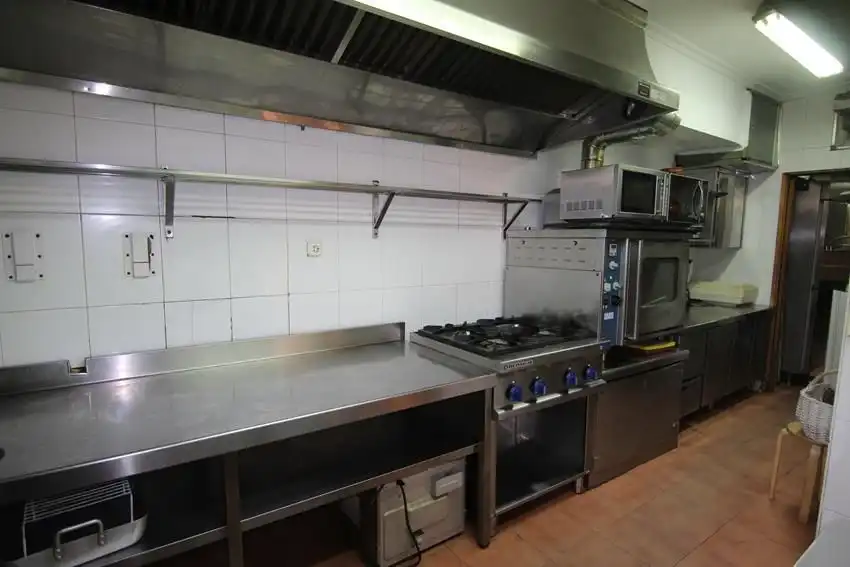 Cocina de Local en venta en Asparrena