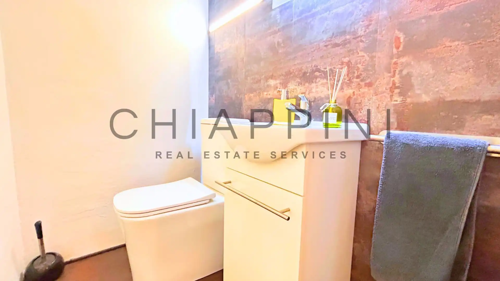 Baño de Apartamento en venta en Torelló con Calefacción