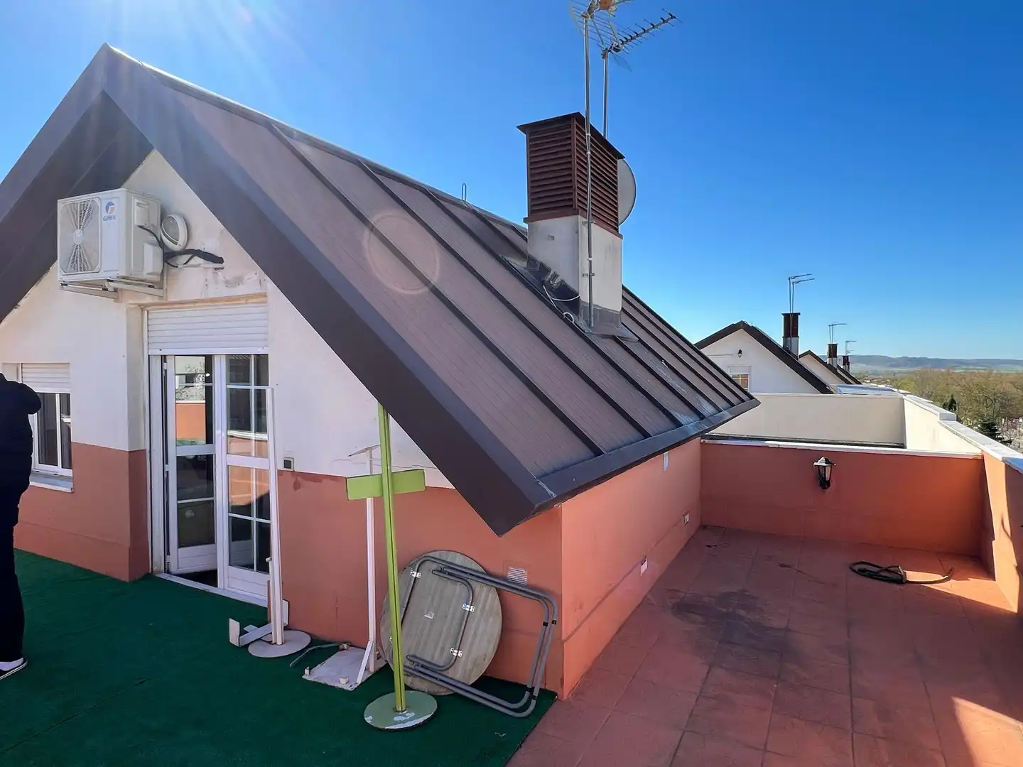 Vista exterior de Casa o chalet en venta en Rivas-Vaciamadrid con Aire acondicionado, Calefacción y Jardín privado