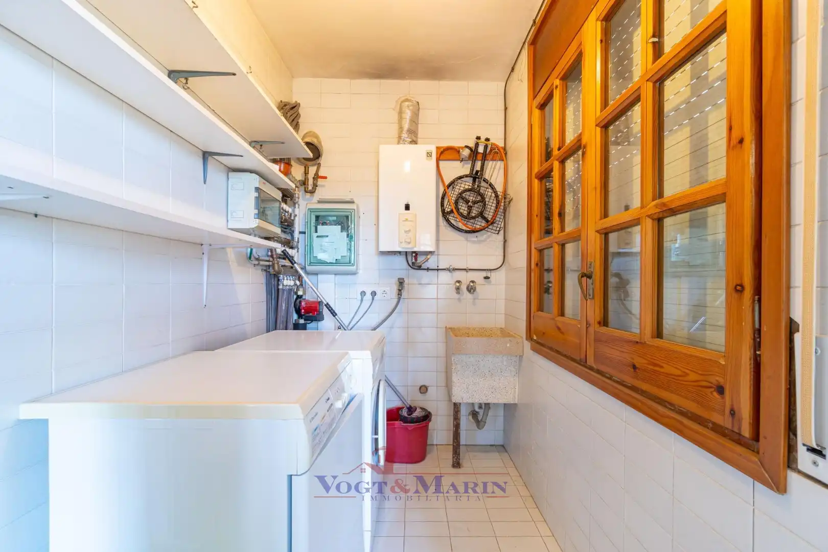 House with garden for sale in Carrer Empori, imagen 13