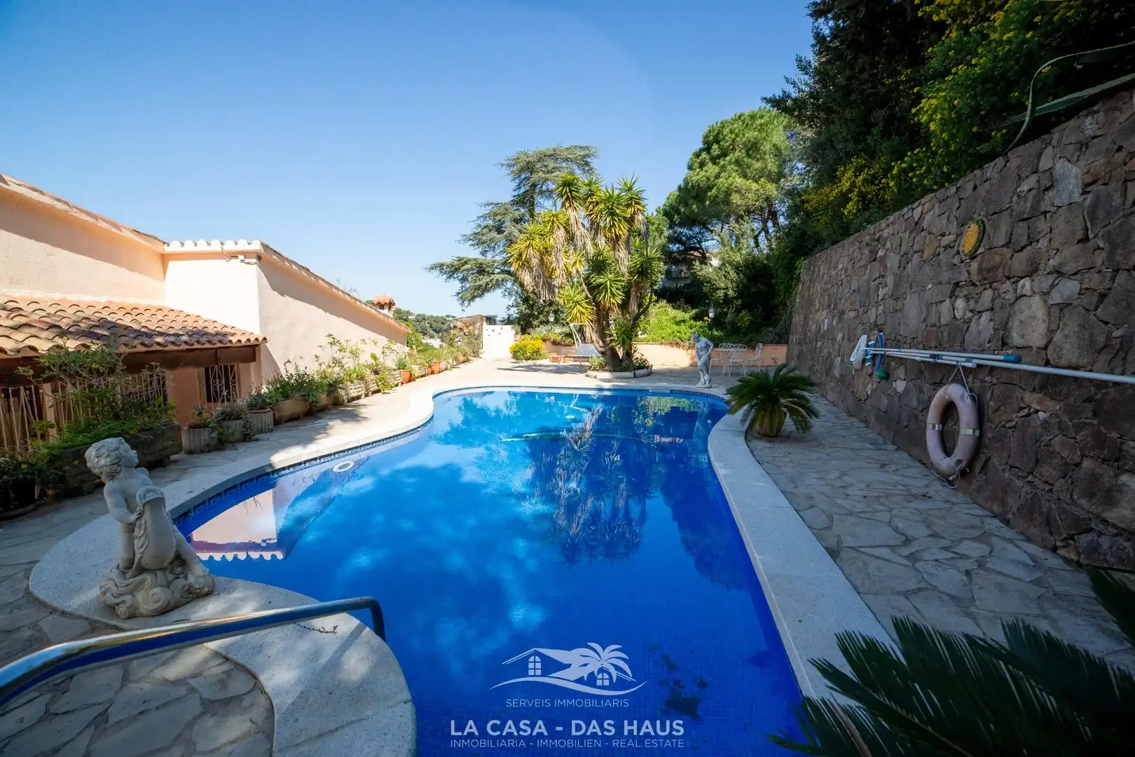 Piscina de Casa o xalet en venda en Lloret de Mar amb Jardí privat, Terrassa i Balcó