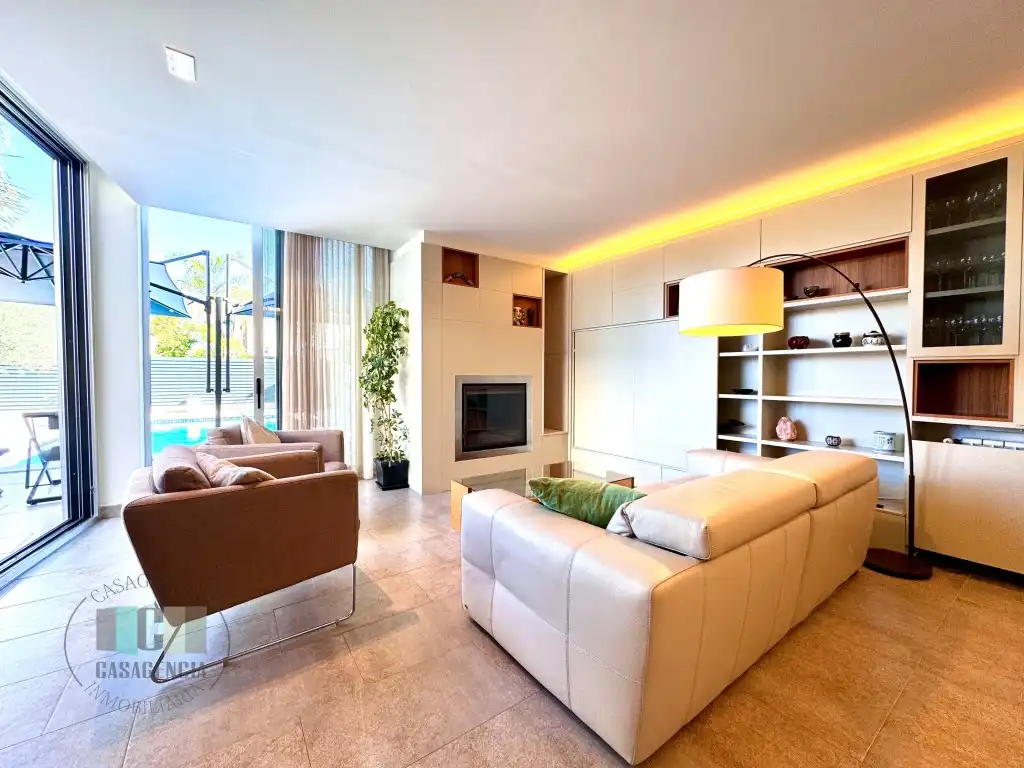 Casa o chalet de alquiler en Calle Violant De Casalduch, Torreón - La Almadraba