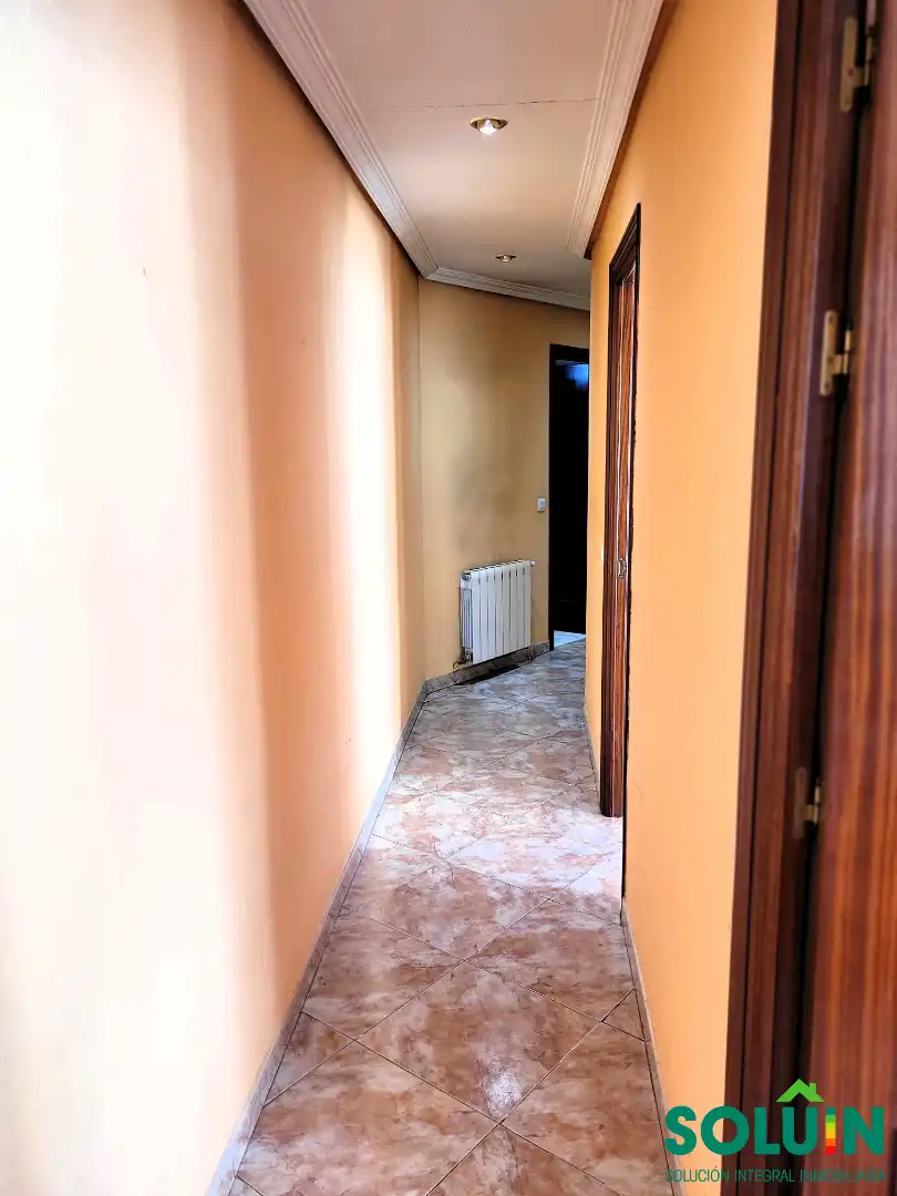 Piso en venta en Fuenlabrada con Calefacción, Trastero y Horno