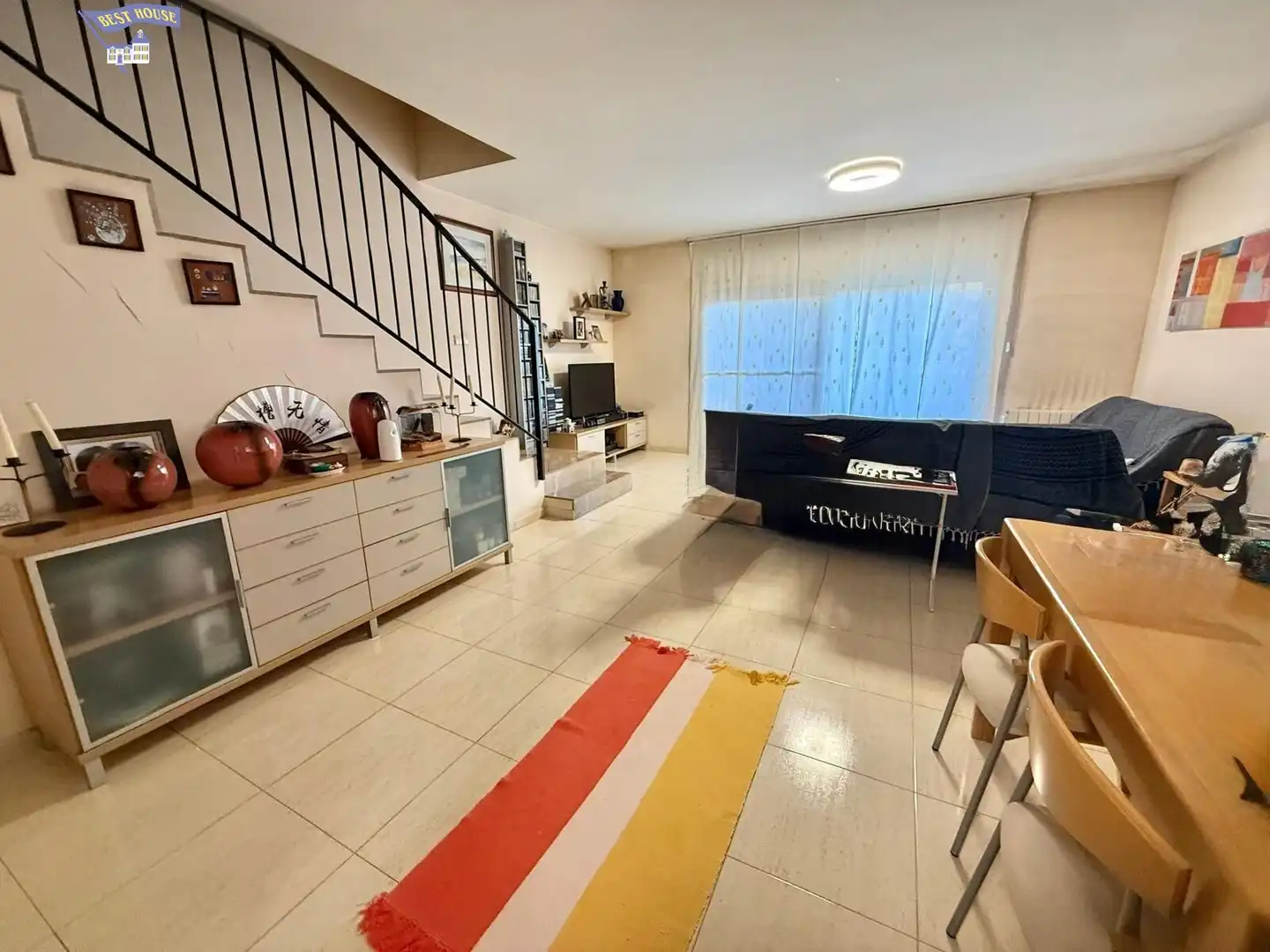 Casa amb terrassa en venda a Santa Perpètua de Mogoda, imagen 3