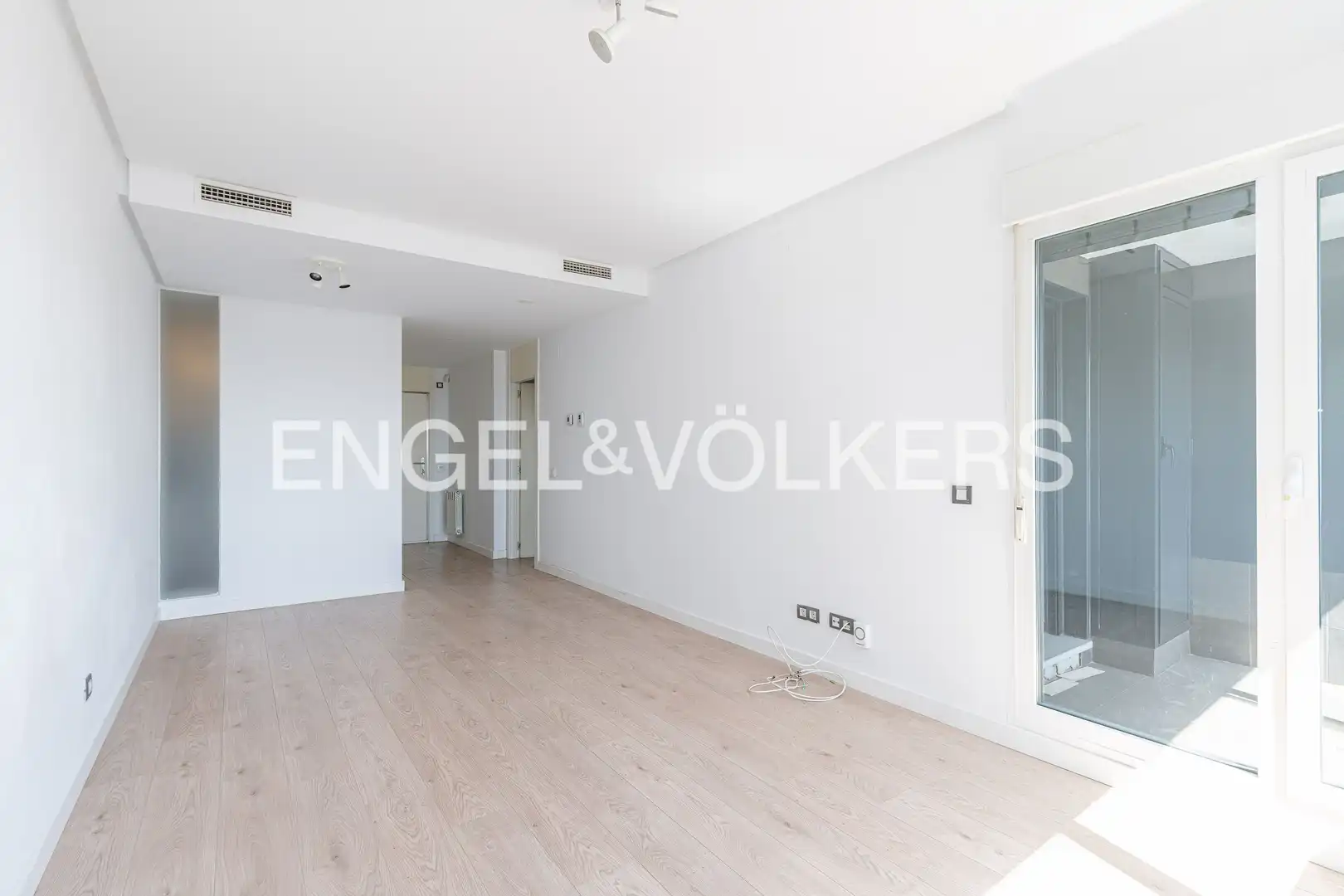 Terrasse von Wohnung zum Verkauf in Madrid mit Klimaanlage, Heizung und Parkett