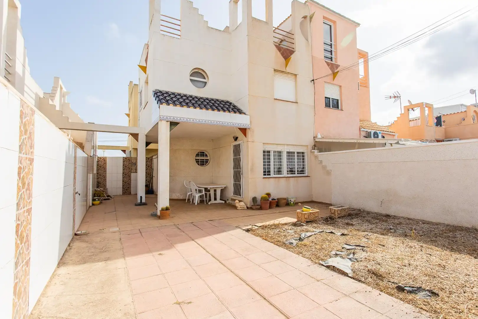 Exterior view of Houses for sale in Torrevieja  with Private garden