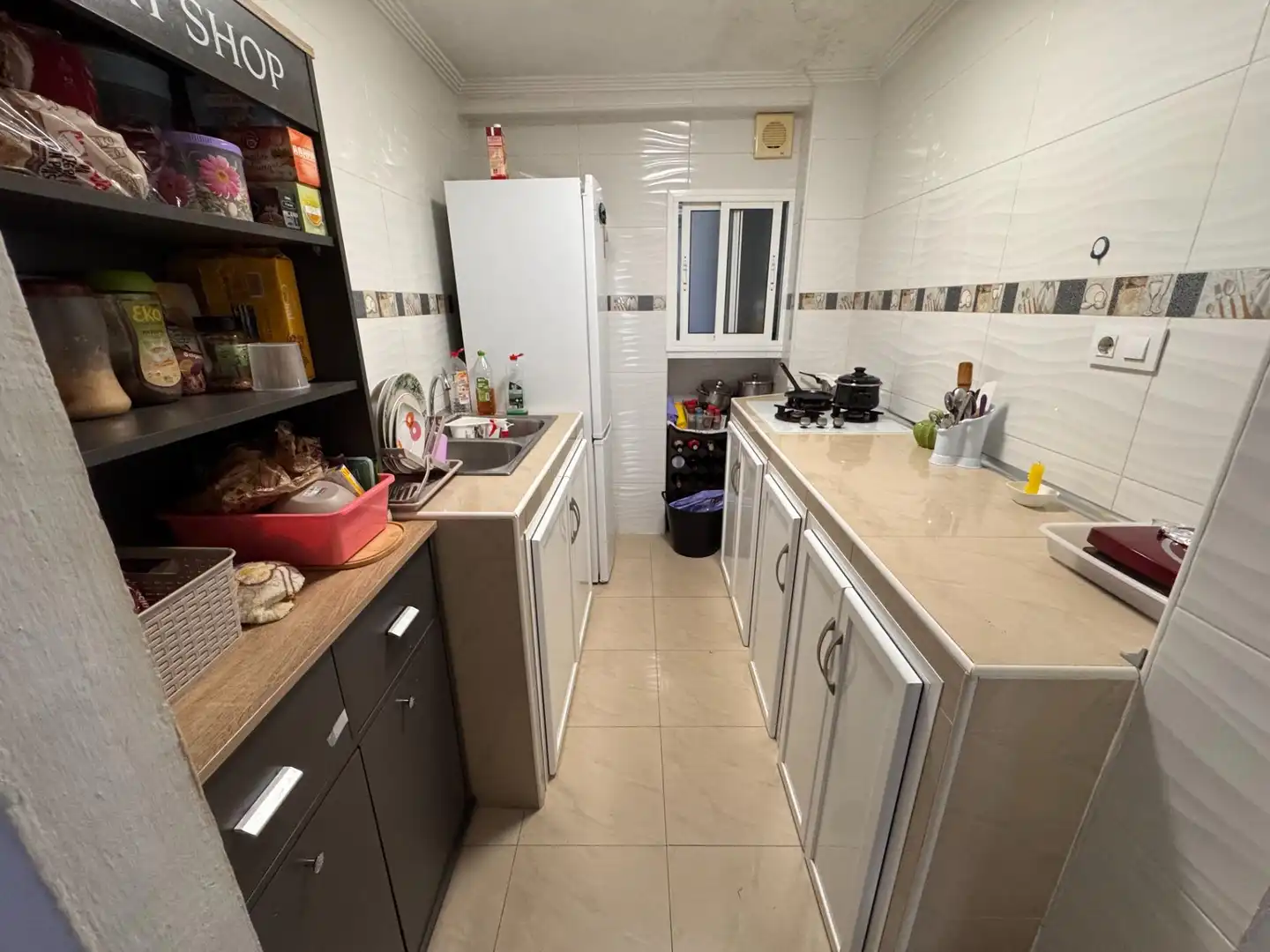 Cocina de Piso en venta en San Juan de Aznalfarache con Aire acondicionado