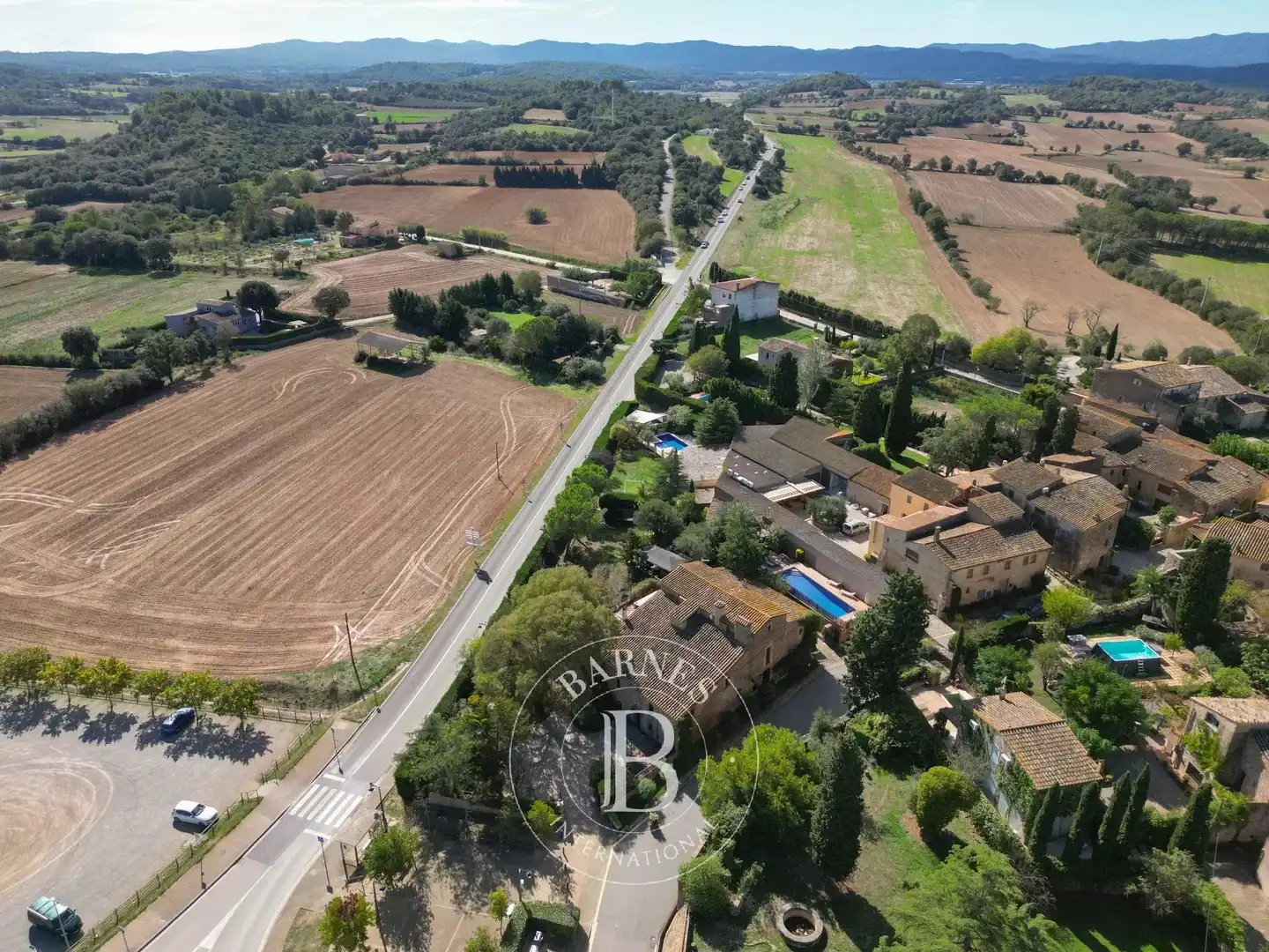 Vista exterior de Finca rústica en venda en Ullastret amb Aire condicionat, Calefacció i Terrassa
