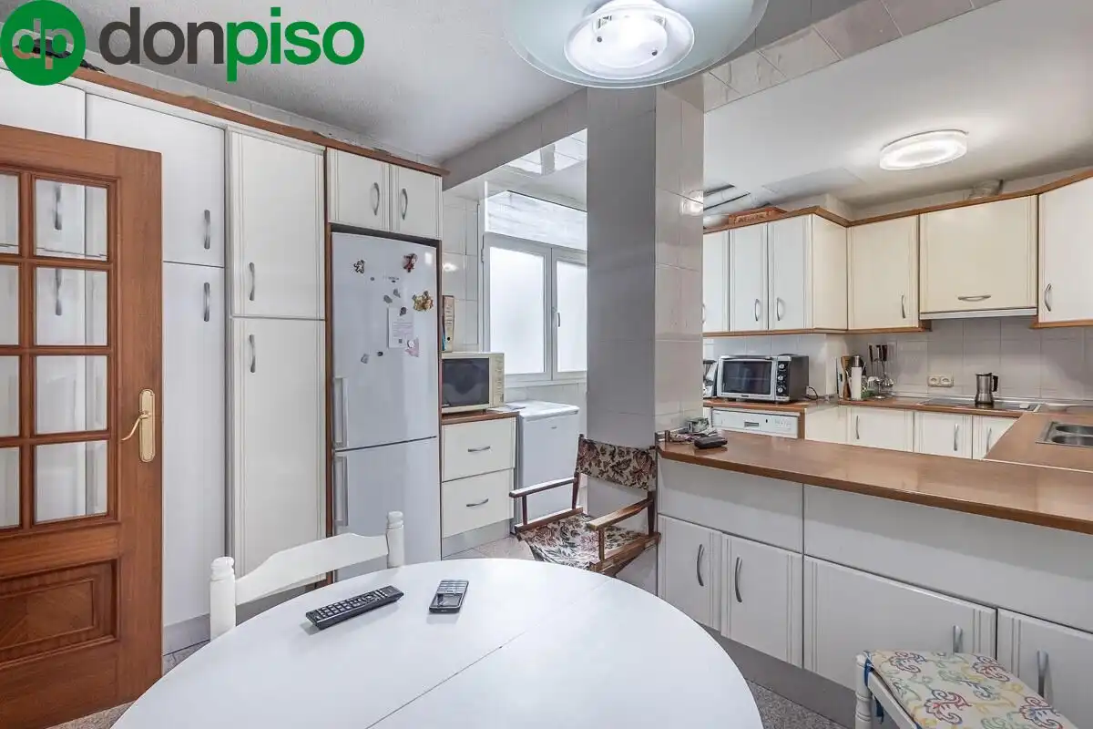 Apartament amb terrassa en venda a Calle ANGEL BARRIOS 1, imagen 15