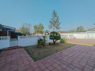 Casa amb piscina en venda a N/A