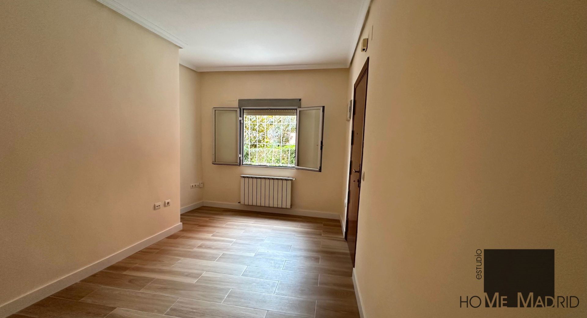 Bedroom of Flat for sale in  Madrid Capital  with Heating and Terrace