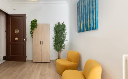 Sala d'estar de Apartament per a compartir en  Barcelona Capital amb Aire condicionat, Calefacció i Parquet