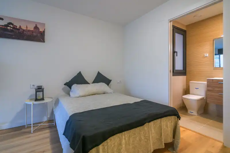 Àtic d'obra nova amb terrassa en venda a Centre, imagen 13