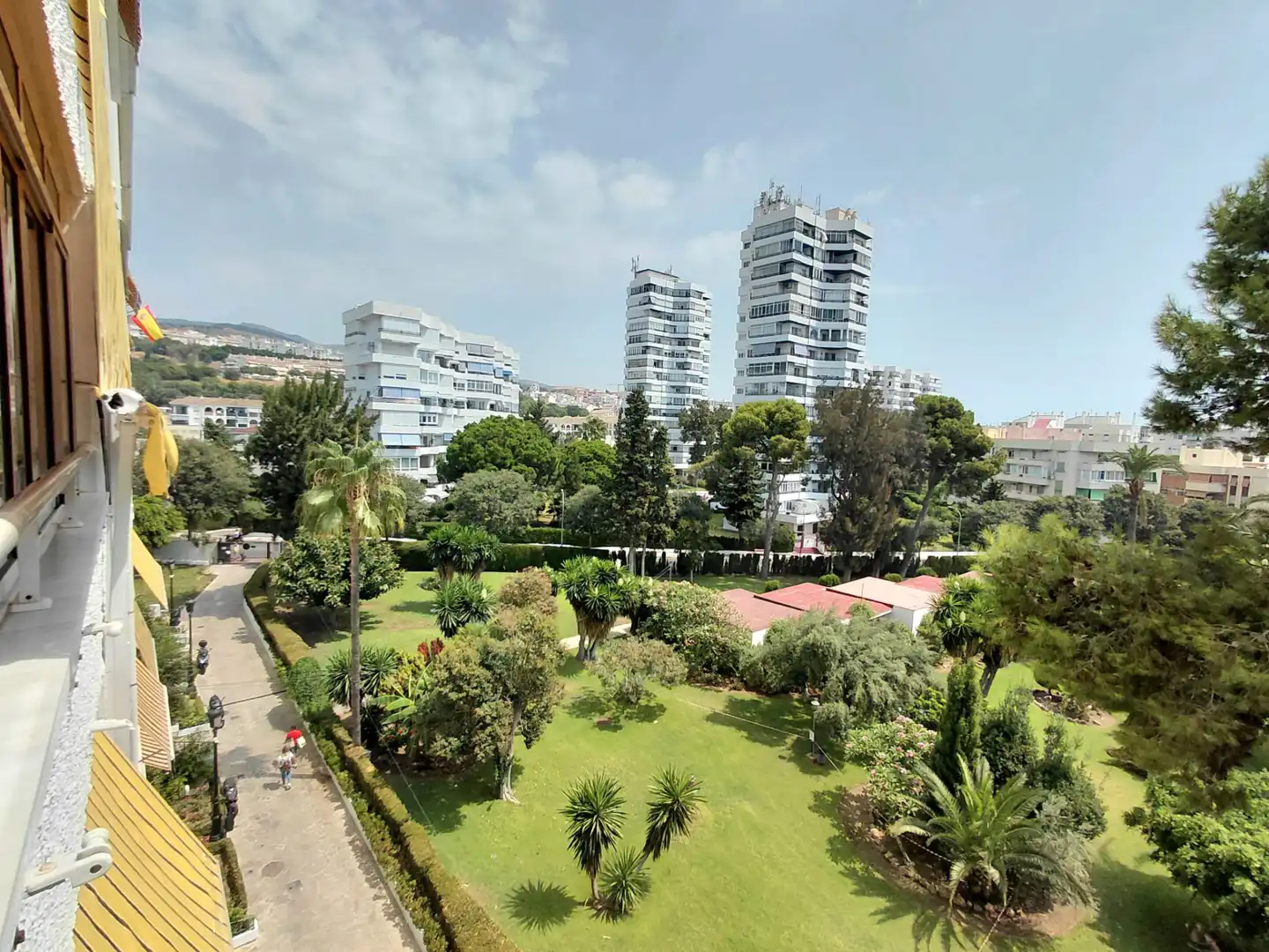Vista exterior de Pis en venda en Benalmádena amb Aire condicionat, Moblat i Forn