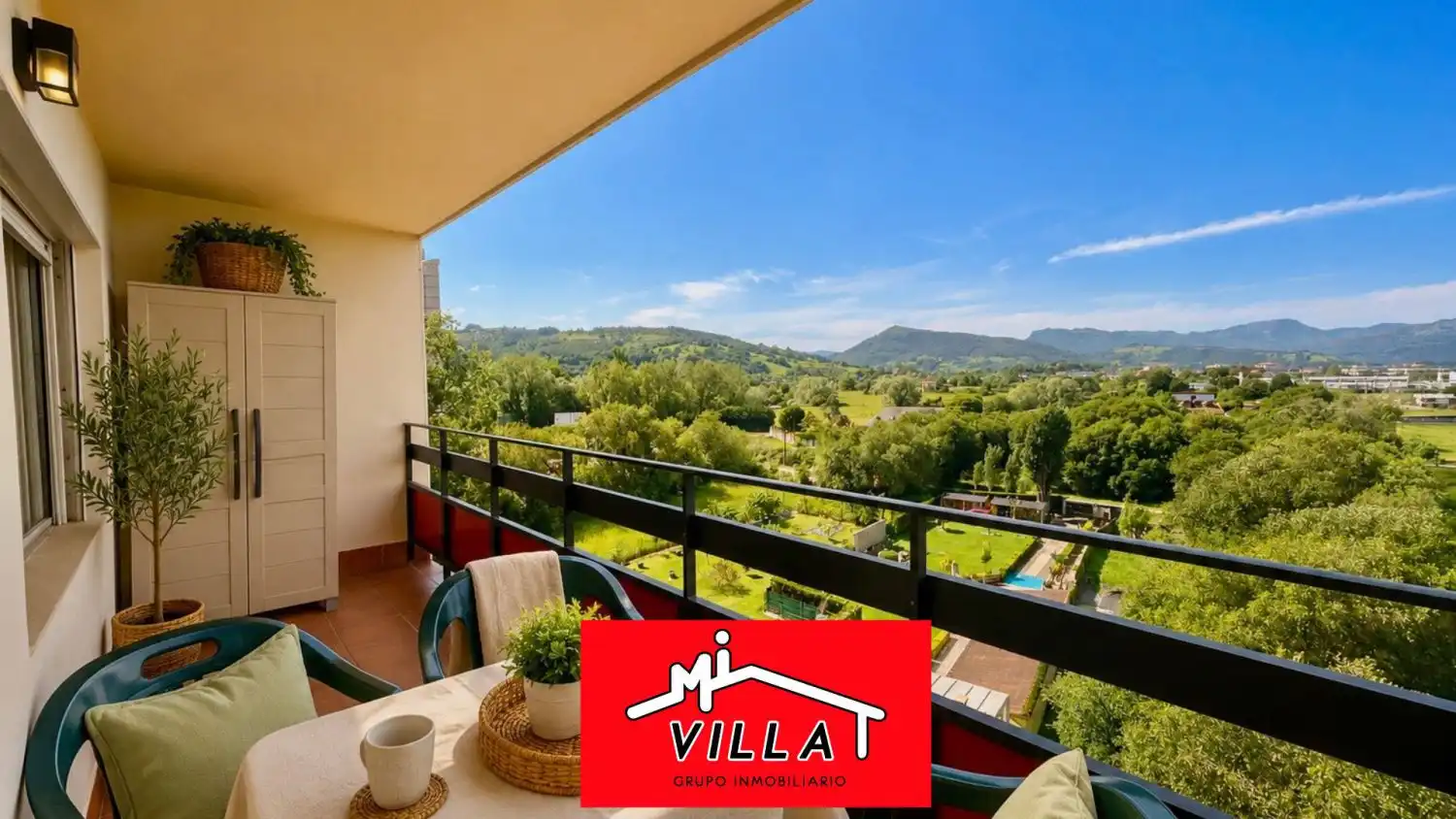 Balcony of Flat for sale in Laredo  with Terrace and Furnished
