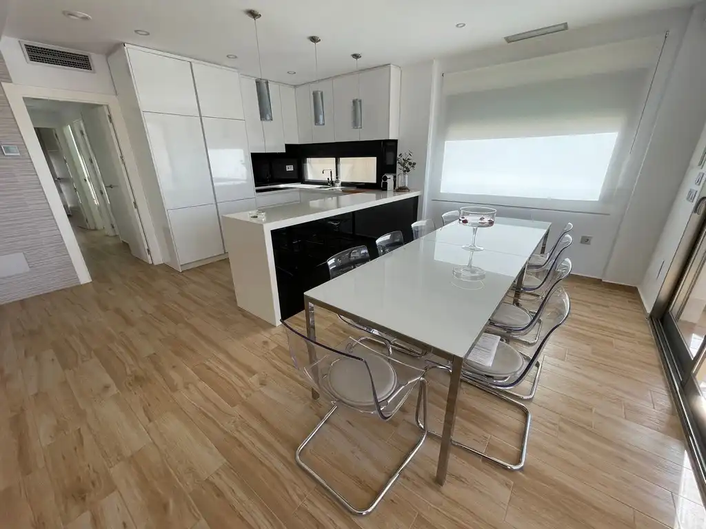 Houses for sale in Islas Menores - Mar de Cristal