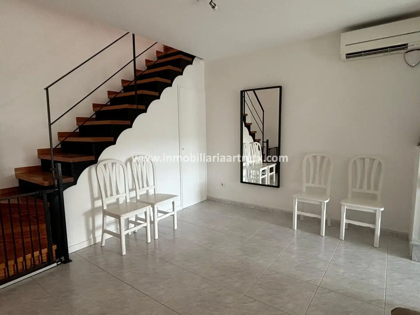 Living room of Attic for sale in Ciutadella de Menorca  with Air Conditioner, Terrace and Storage room