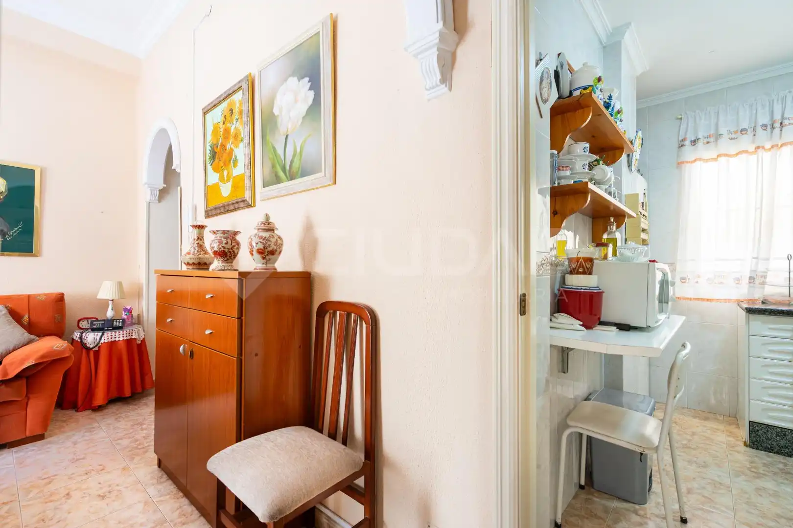 Flat for sale in Sevilla  with Air Conditioner, Storage room and Balcony