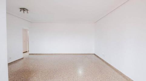 Foto 3 de Piso en venta en Portada Alta - Pol. Crta. De Cártama, Málaga Capital