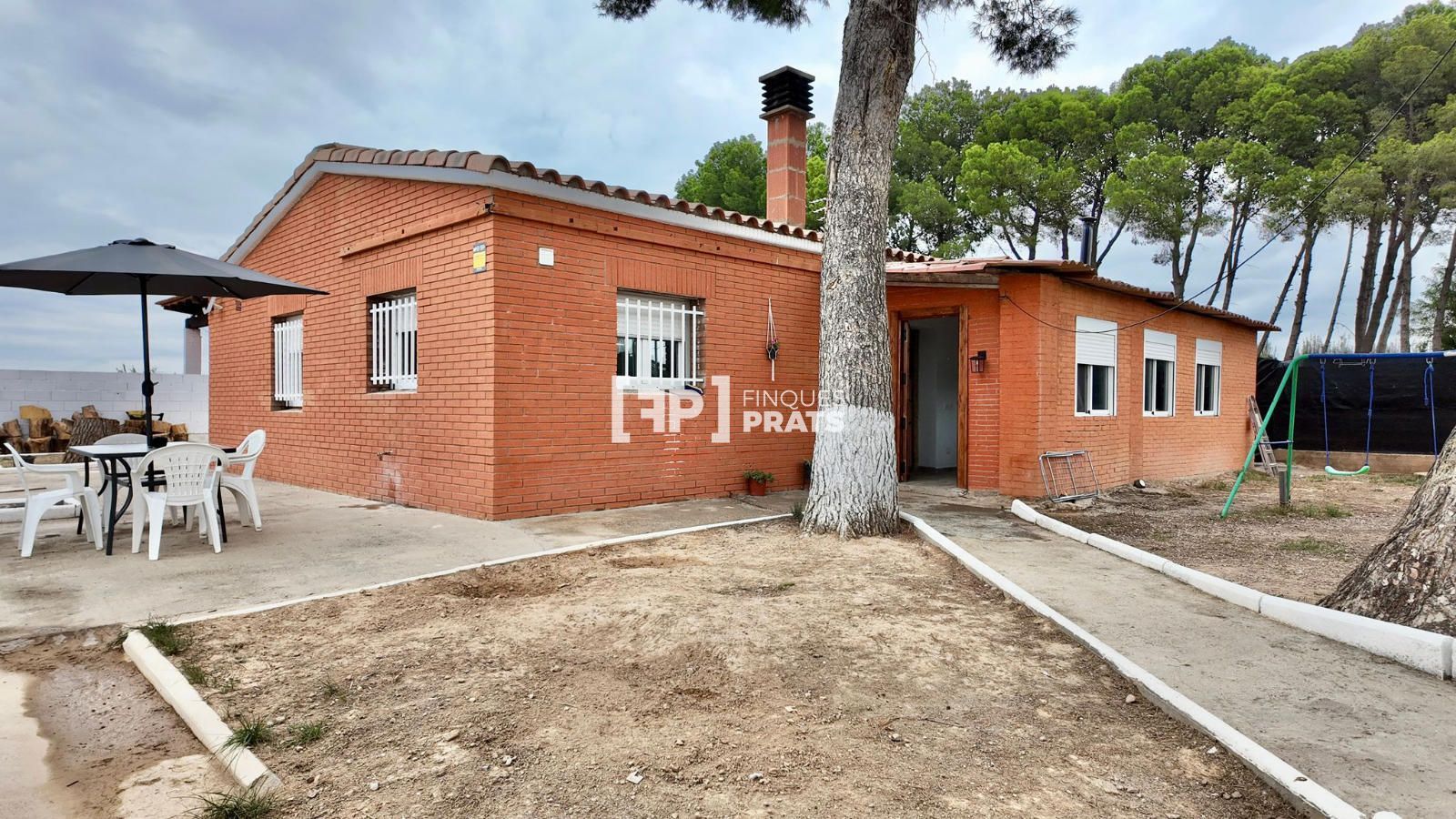 Vista exterior de Casa o xalet en venda en Albatàrrec amb Aire condicionat i Calefacció