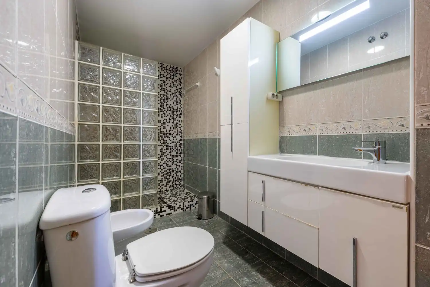 Bathroom of Flat for sale in Murcia  with Air Conditioner, Heating and Furnished