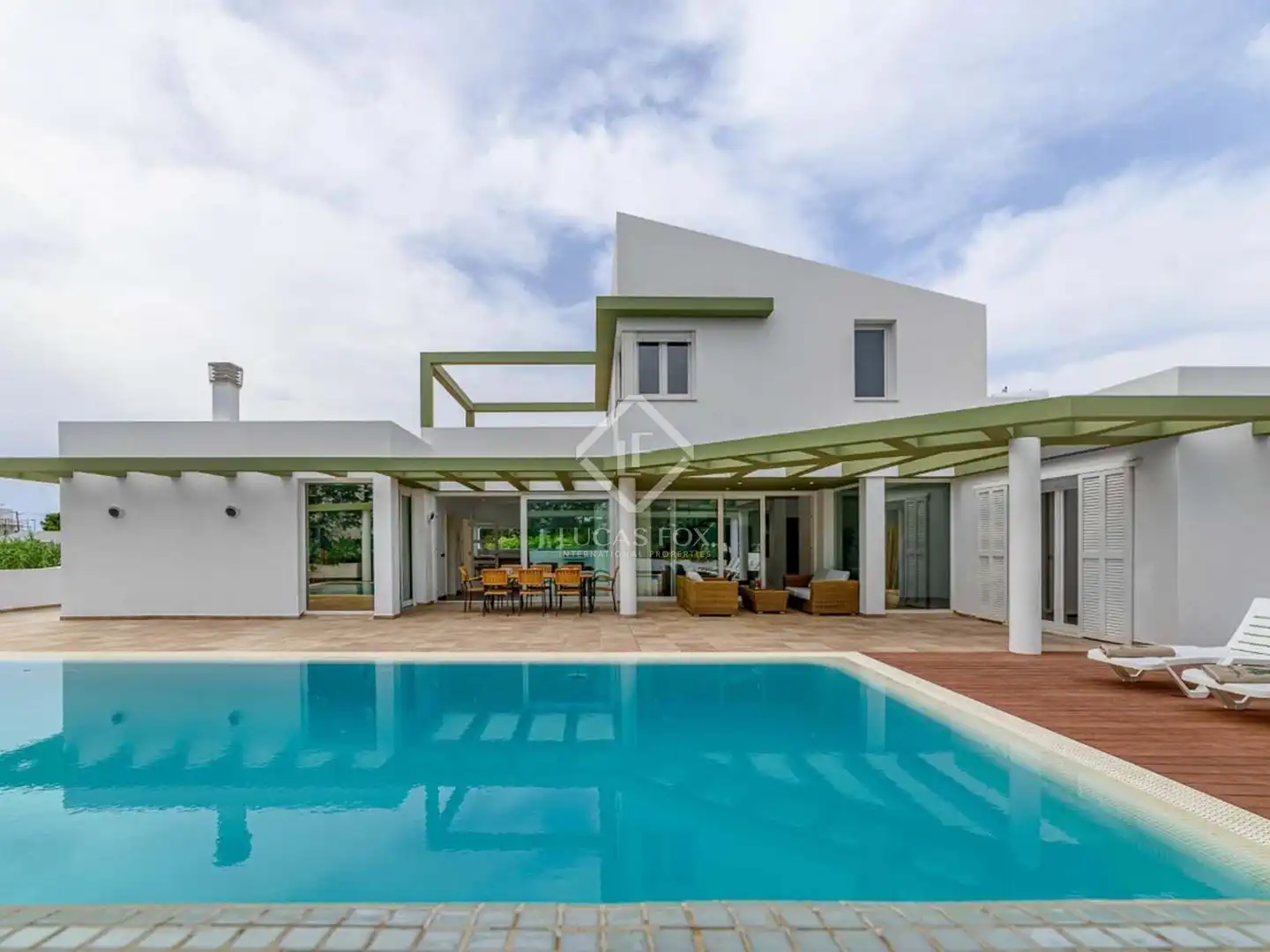 Vista exterior de Casa o xalet en venda en Ciutadella de Menorca amb Aire condicionat, Calefacció i Jardí privat