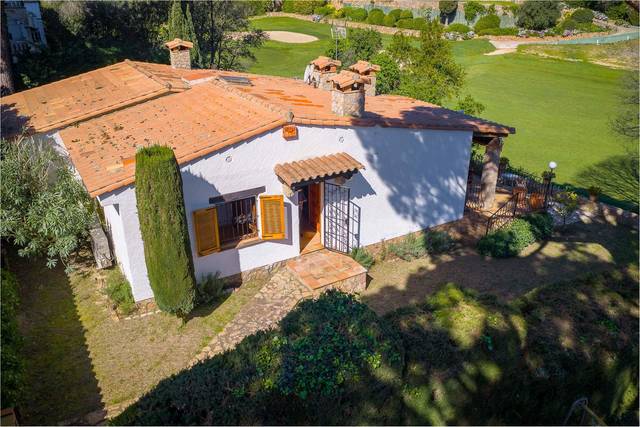 Casa adosada en Venta en Carrer DE PUJADA A L'HOTEL, 192 en Golf Costa Brava