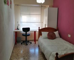 Bedroom of Apartment to share in Mislata  with Air Conditioner, Furnished and Oven