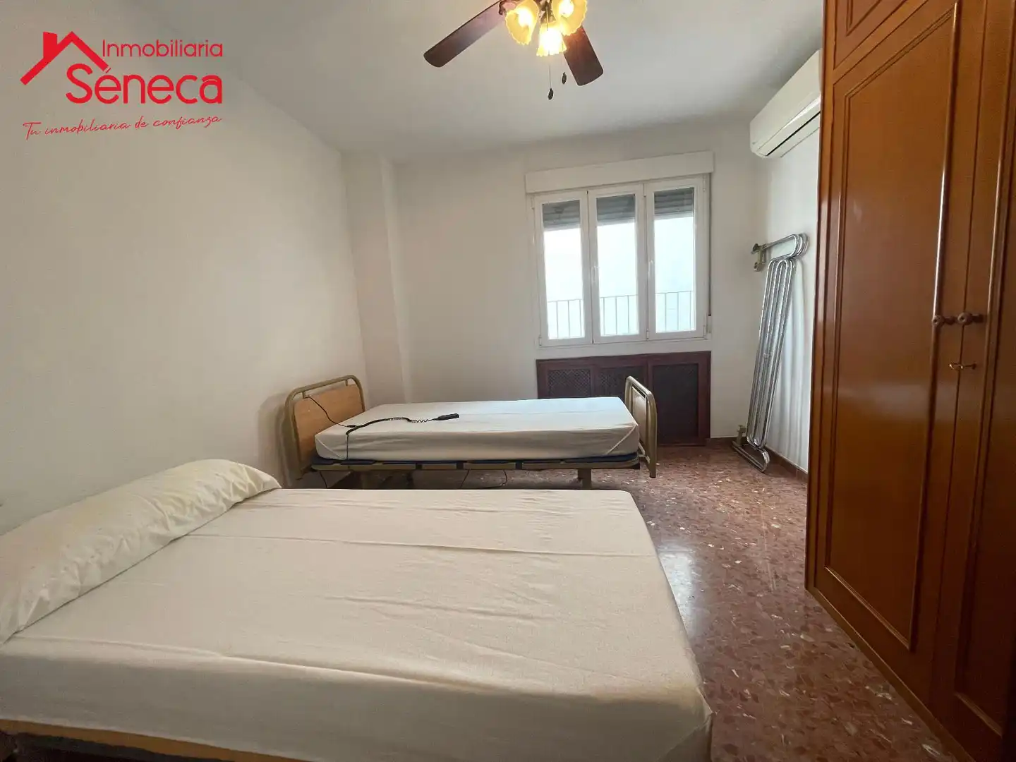 Habitación de Piso en venta en Córdoba con Aire acondicionado, Terraza y Trastero