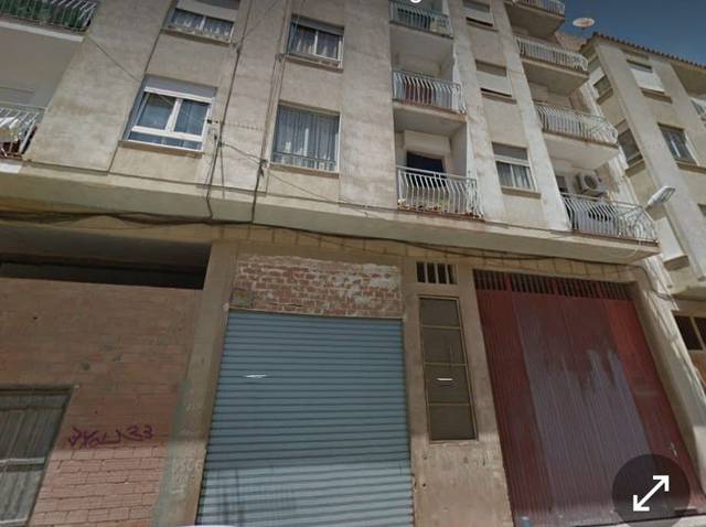 Local comercial en Venta en Carrer del Cronista Muntaner en Estación - Universidad