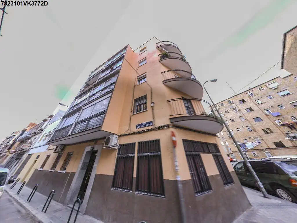 Flat for sale in C/ Juan Jose Bautista