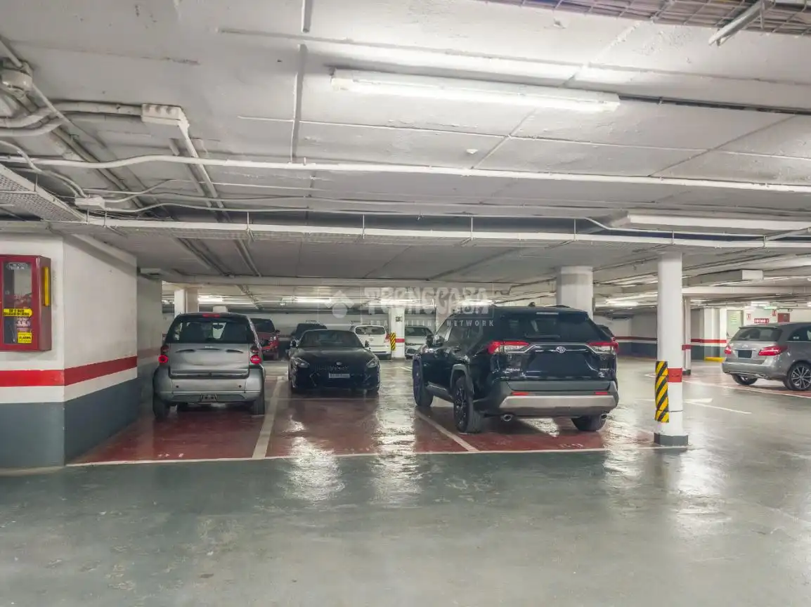 Parkplatz von Wohnung zum Verkauf in Madrid mit Heizung, Terrasse und Abstellraum