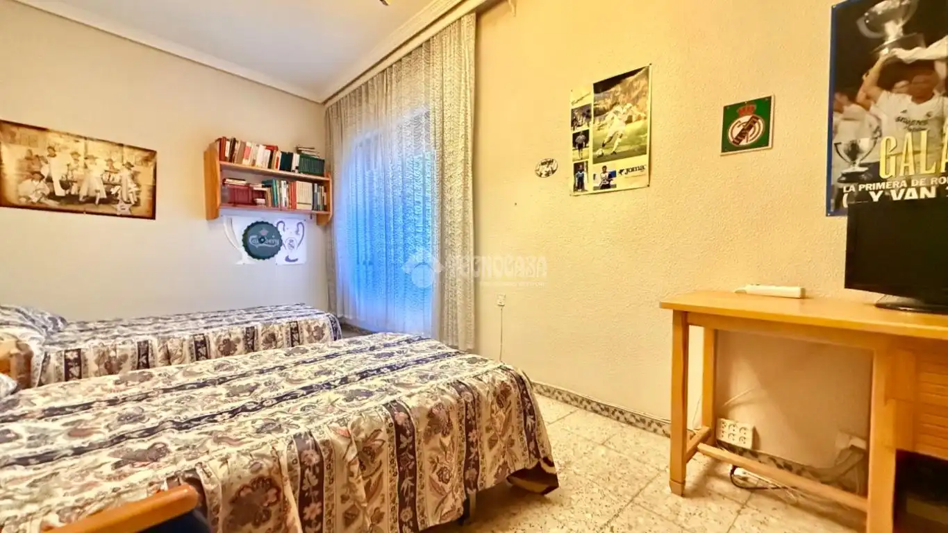 Bedroom of Flat for sale in Fuensalida, Toledo