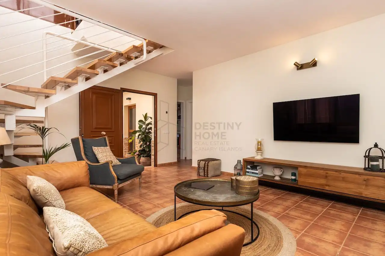 Sala de estar de Casa o chalet en venta en La Oliva con Jardín privado, Terraza y Amueblado